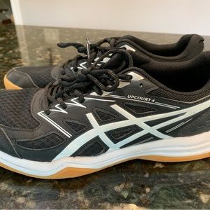 Upcourt women’s volleyball sneakers